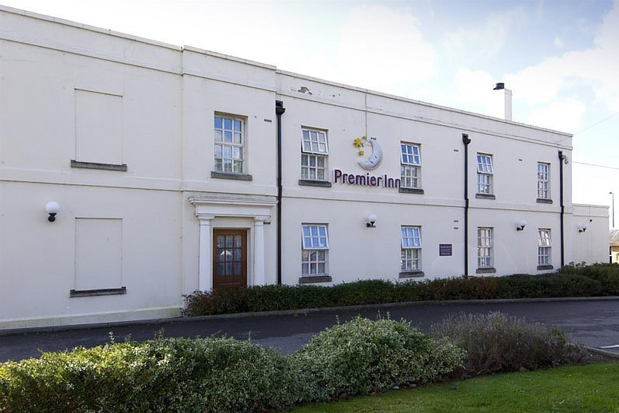 Premier Inn Arundel Exterior foto